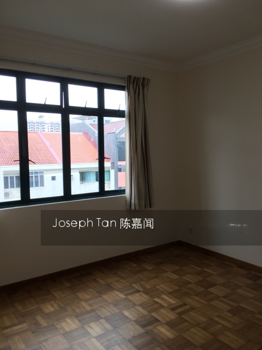 Regal Court (D12), Apartment #130930062